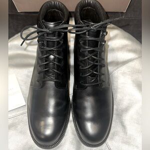 Men's Cole Haan American Classics Waterproof Lace Up Plain Toe Boots size 10 1/2